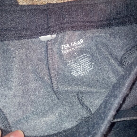 Warm boys sweat pants, soft inside Tek Gear large - Picture 2 of 2